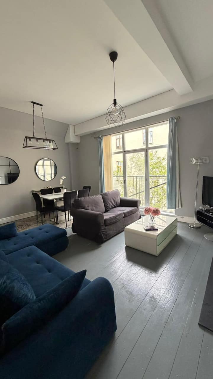 Central Dublin 2-br | Walk To Silicon Docks & City - Dublin