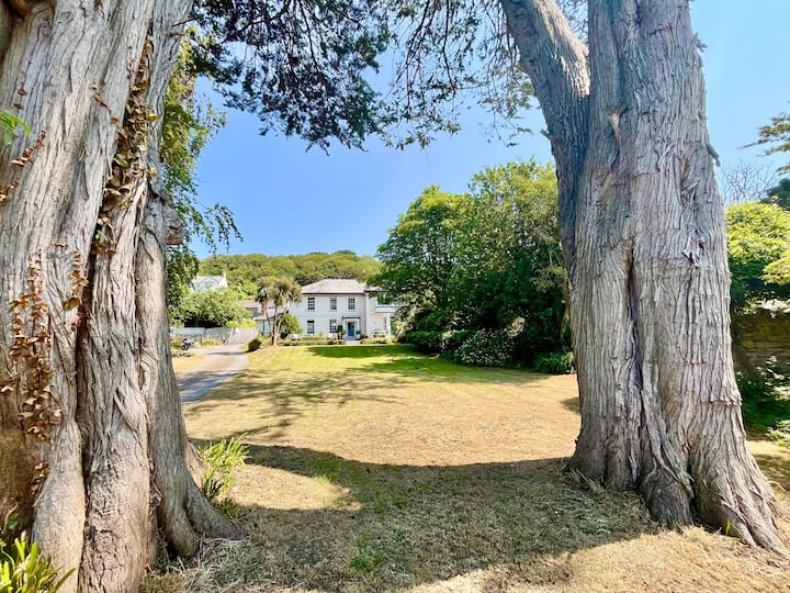 Luxury Georgian House, Views, Braunton Sleeps 10 - Woolacombe