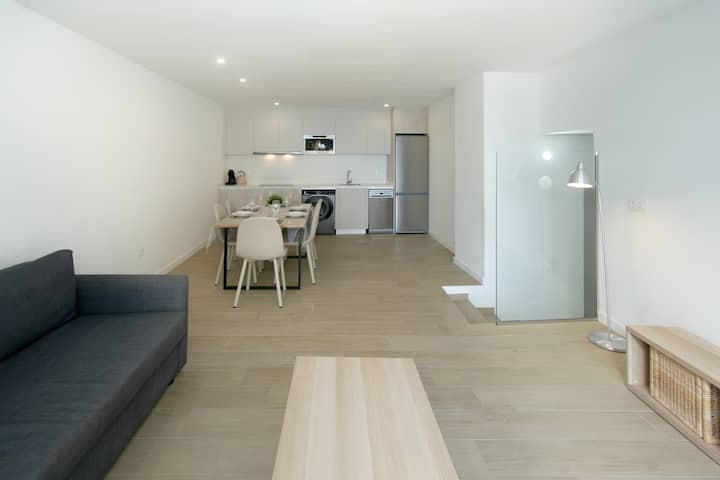 L’almadrava Beachfront Apt With Large Terrace - Cadaqués