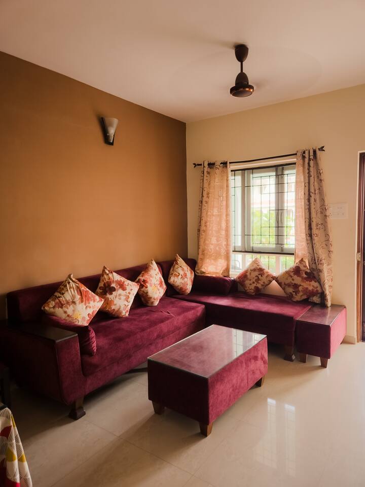 Living room image 3
