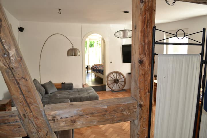 Schöne Erdgeschosswohnung Mit Garten Mitbenutzung - Fellbach
