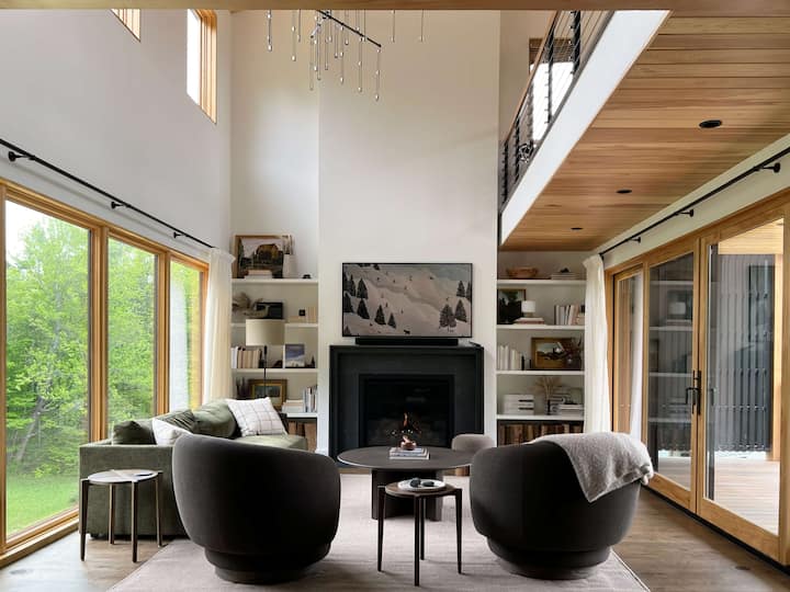 New Luxury Home W/balcony Close To Hiking, Okemo - Ludlow, VT
