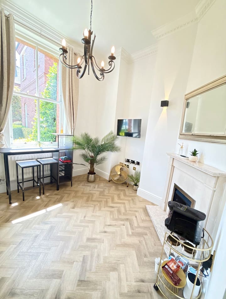 Luxury Home In Repton Park - Ilford