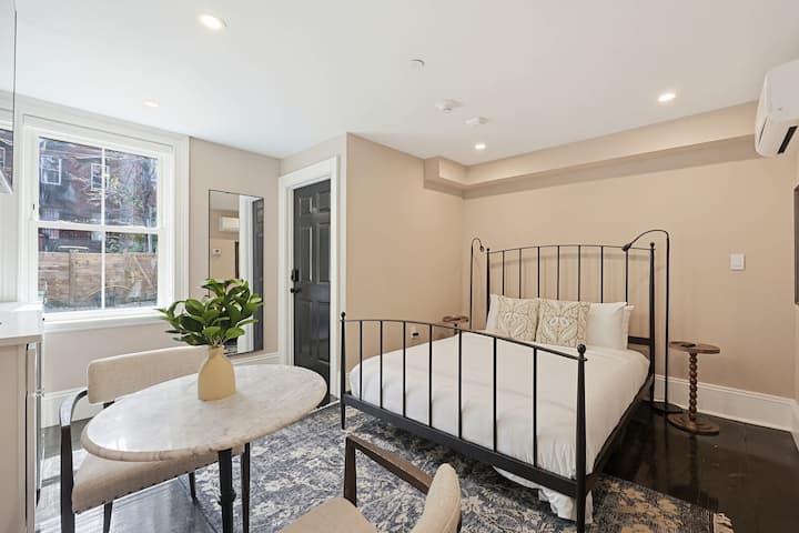The Chester: Elevated Urban Garden Suite - Boston, MA