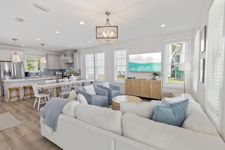 Coastal Breeze! New Build, 6br, Golf Cart, - Panama City Beach, FL