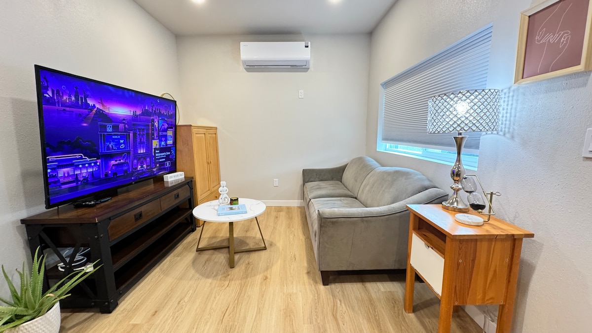 Peaceful Guesthouse with Modern Amenities - Guesthouses for Rent in ...