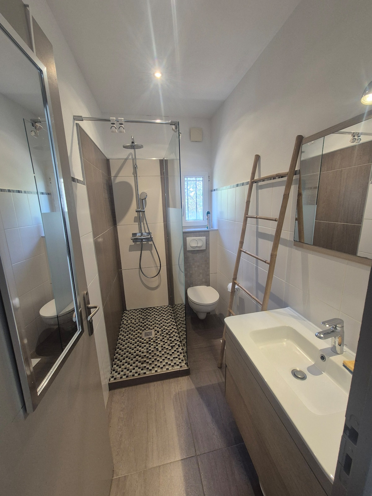 Bedroom for rent with private bathroom