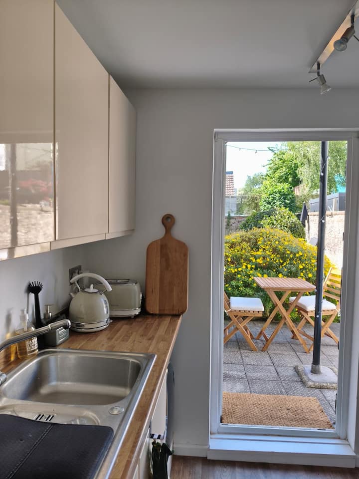 Cosy 1bdr Central Brighton Apartment Near Station - Brighton
