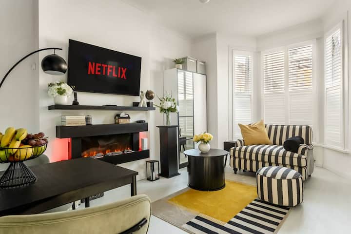 Modern 1-bed Flat In Ilford - Ilford