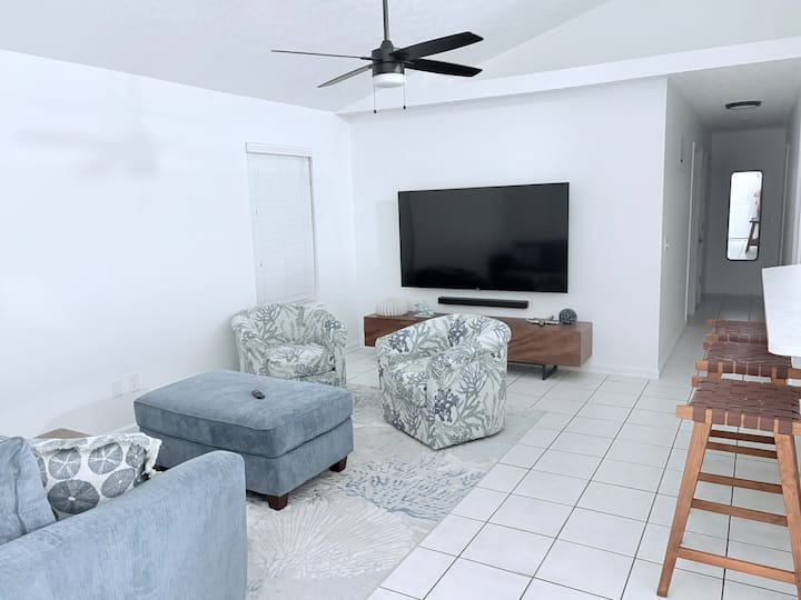 Harmony Hosting At Panama City Beach - Panama City Beach, FL