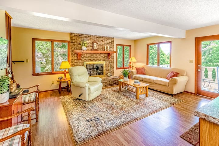Beautiful Home, Hot Tub, Firepit, Deck, Ac - Cherokee, NC