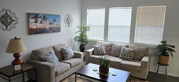 Home Away From Home. Townhouse Near Iah Airport - Humble, TX