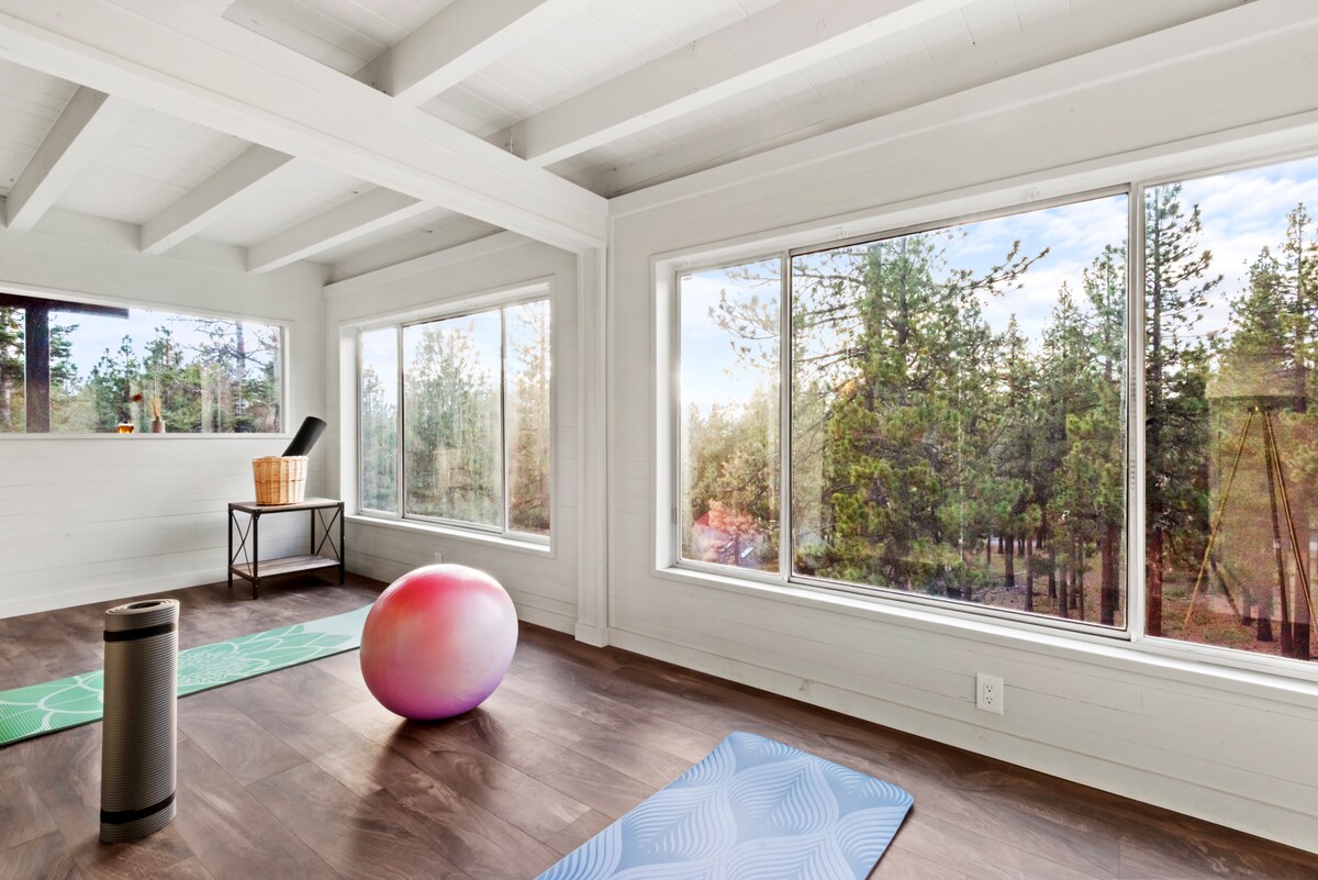 Pinecrest Residence — view 4