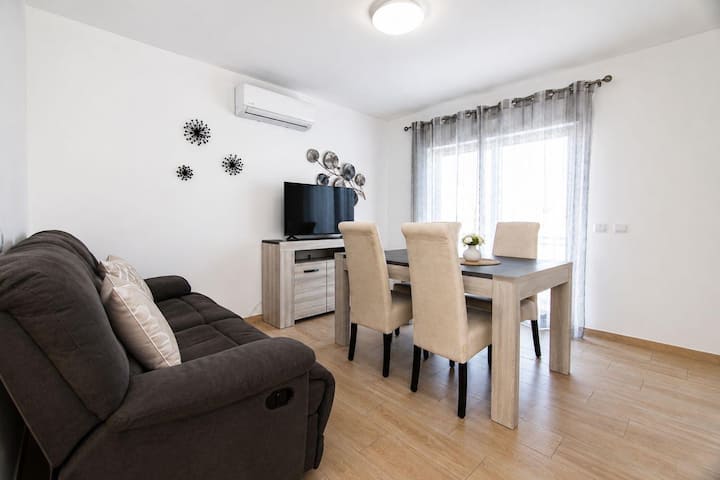 Villa Na Avenida Da Praia - Altura