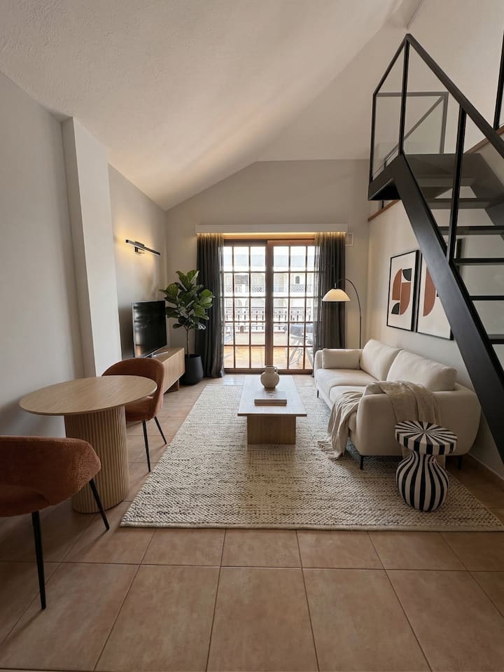 Charming Two Bed In Los Cristianos - Los Cristianos