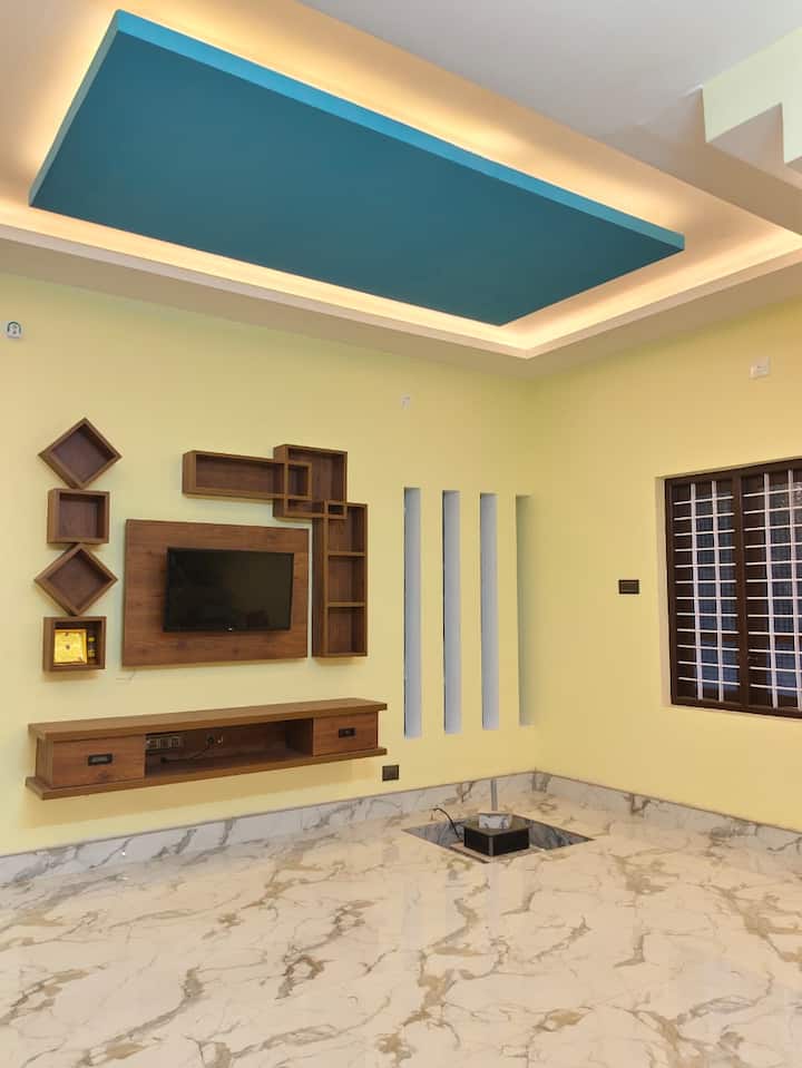 Mahalekshmi Homestay - Full Villa - Attingal