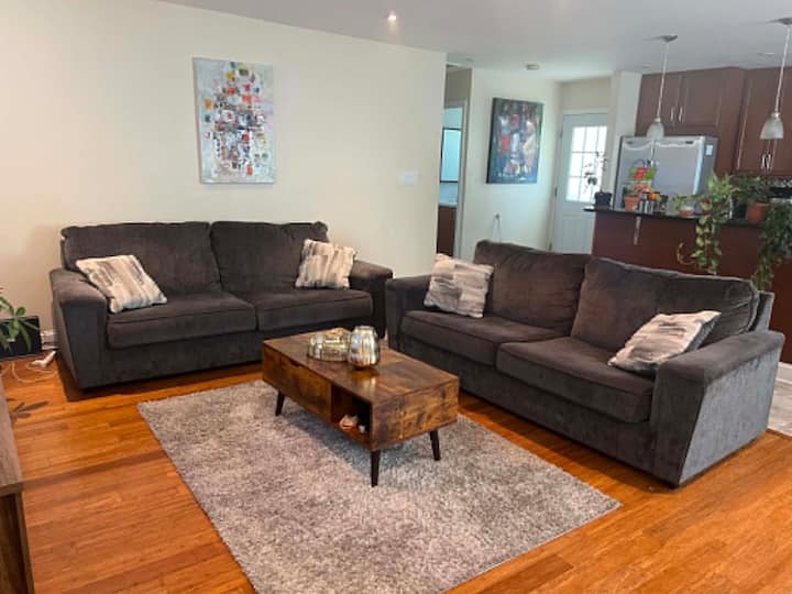 Entire House In Hyattsville - Washington, DC