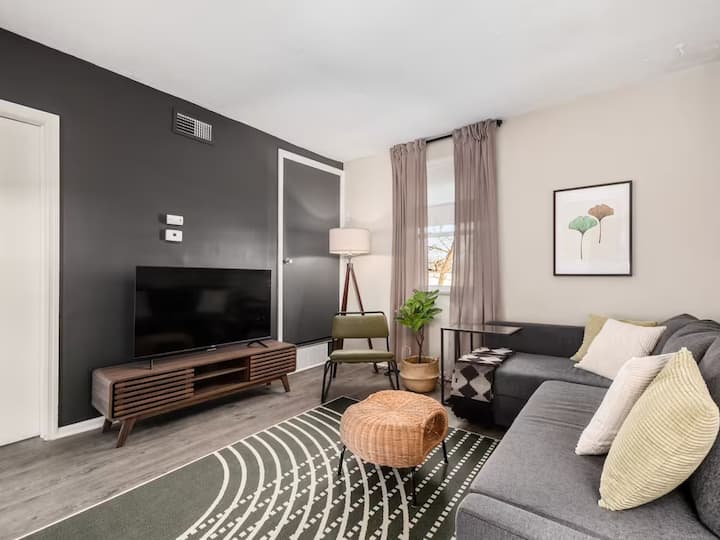 Mid-century Inspired 1bd Near High St. - Ohio