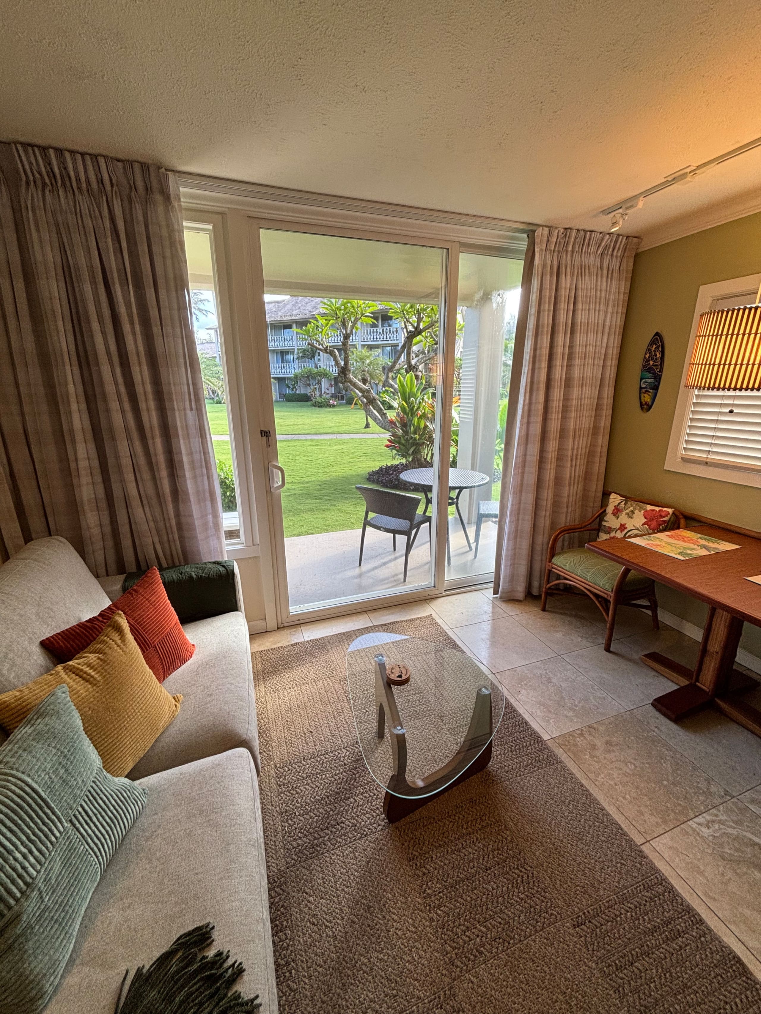 Tropical Islander Retreat - Photo 6