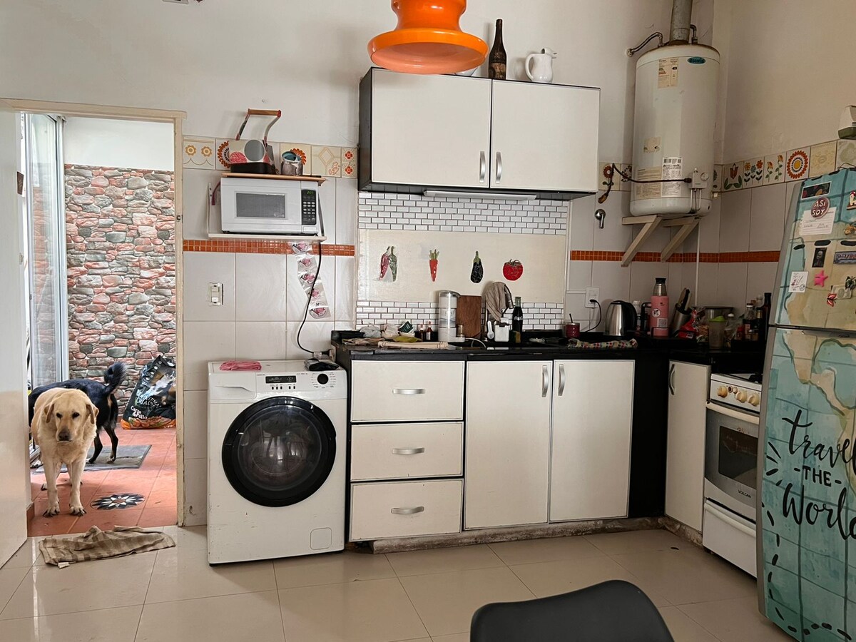 Casa con terraza y parrilla
