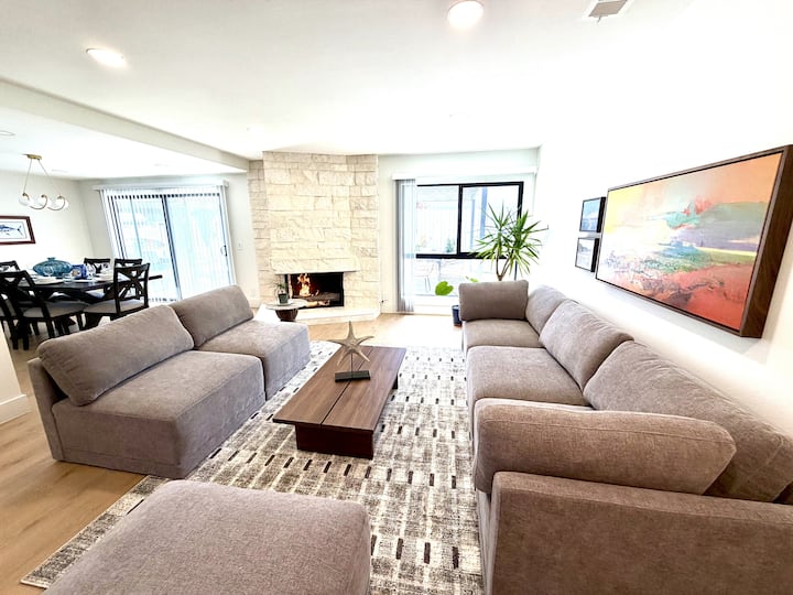 Surf City Spacious Home- 2 Miles From The Beach. - Huntington Beach, CA