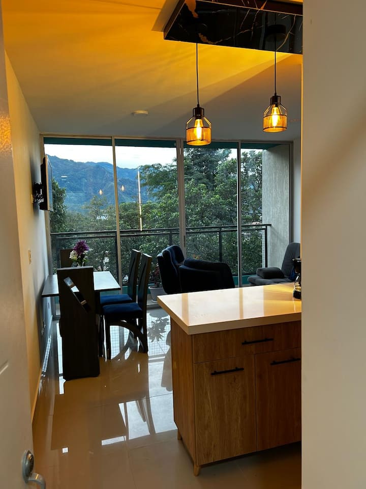 Apartamento Nuevo, Cama King, Vista, Piscina Y Gym - Ibagué