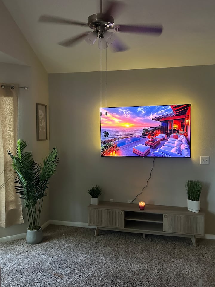 Come Unwind In Our Beautiful Woodlands Apartment - The Woodlands, TX
