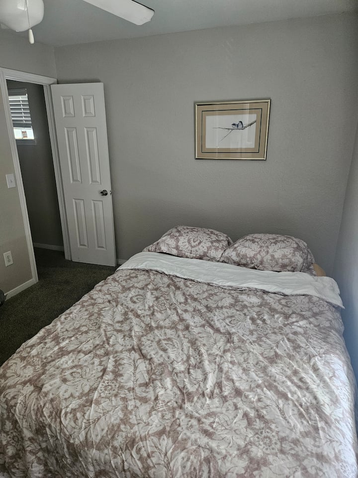 A Nice Bed To Lay Your Head - Austin, TX