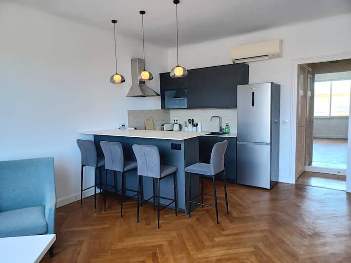 Appartement 2 Chambres Proche Croisette Et Plages - Vallauris