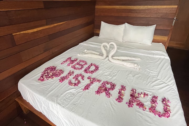 Evergreen Cabin Syariah • Wooden Stay In Pacet - Pacet