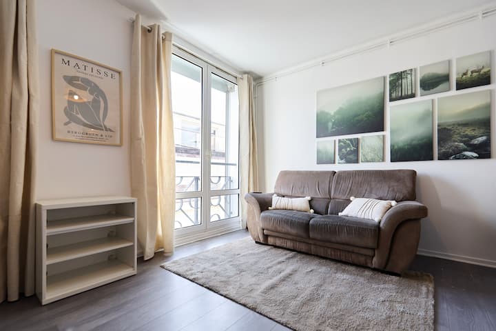 3 Chambres • Parking Gratuit • 10 Min De L'arena - Reims
