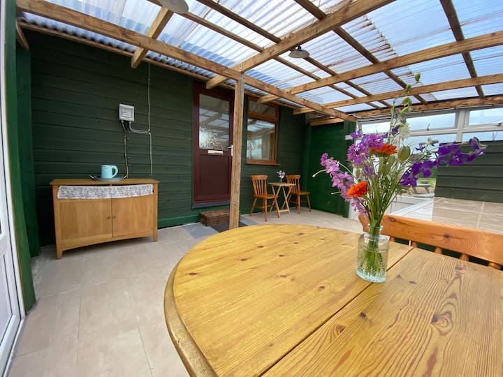 Eco Tiny Home On A Regenerative Flower Farm - Holsworthy