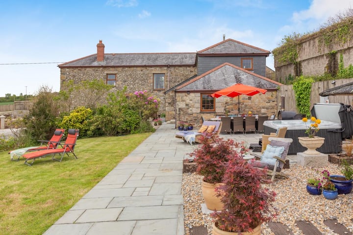 5 Bed In Hayle (Oc-r42756) - Helston