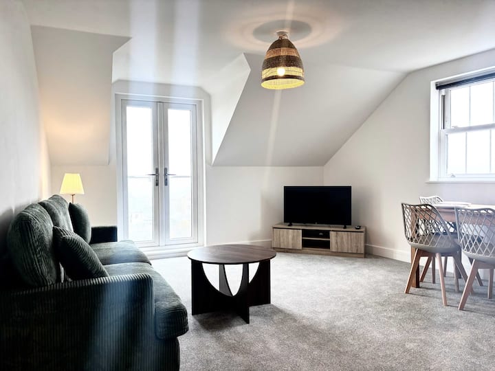 Beautiful 2 Bed Room Apartment With Sea View - Mousehole