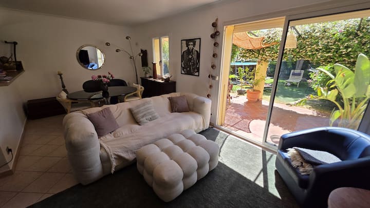 Maison Avec Charmant Jardin Et Piscine, Hyères - Hyères