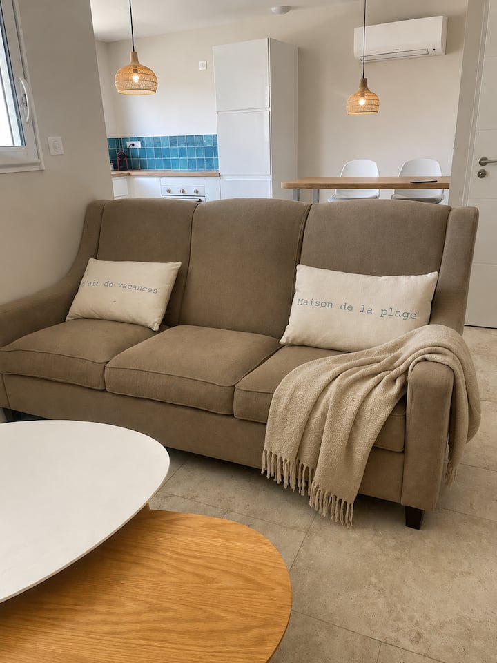 Maison Neuve Avec Parking Privé - La Rochelle