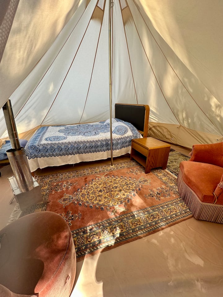 Woodland Hideaway - Laprade