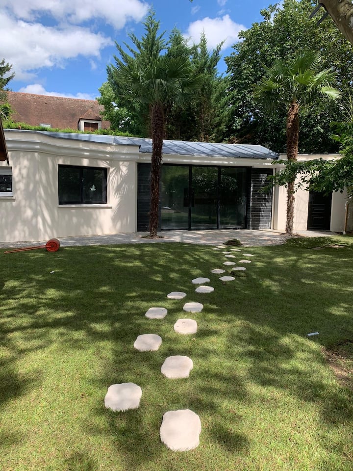 Maison Contemporaine Avec Jardin Tropical - Argenteuil