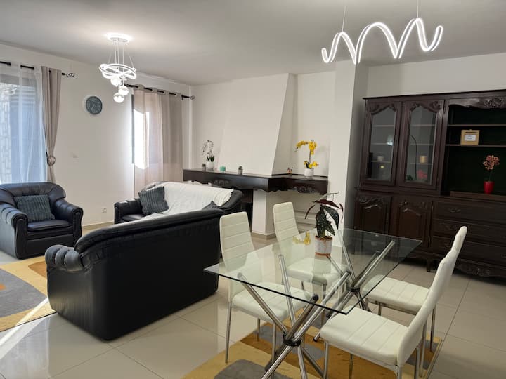 Appartement T4 Entièrement Meublé. - Antananarivo