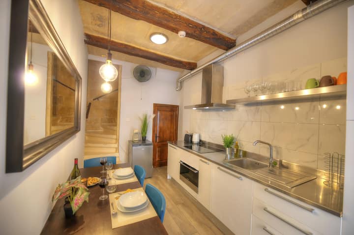 Cosy, Central 1br Home In The Heart Of Valletta - La Valette