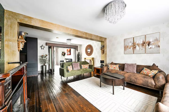 Windsor Business House | Fast Wi-fi · Near Station - Slough