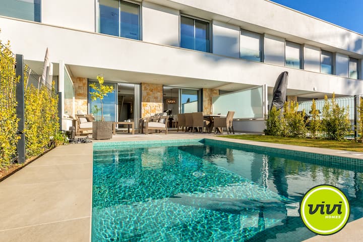 Casa Sol Estepona | Pool - Garden - Views - Estepona