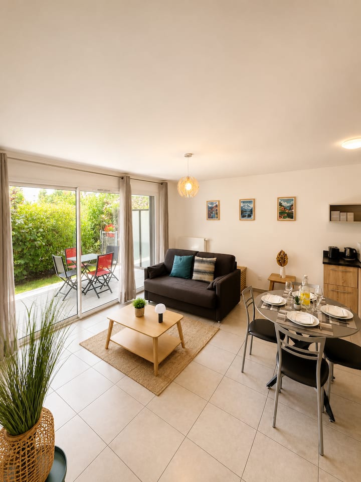 Appartement Moderne Avec Jardin Privatif à Annecy - Annecy