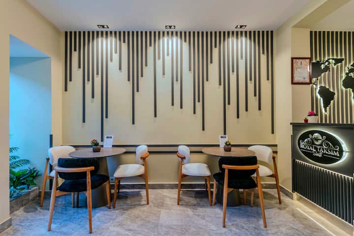 Entire Building | Group Accommodation | 30+ Guests - Başakşehir