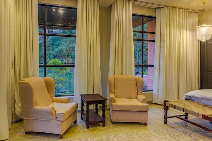 6 Bhk Entire Premium Villa In Nainital/ Bhimtal - Nainital