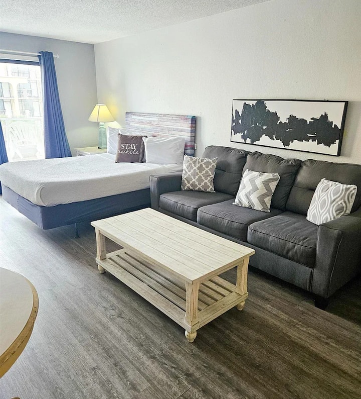 Oceanview Coastal Retreat | Steps To The Beach - Myrtle Beach, SC