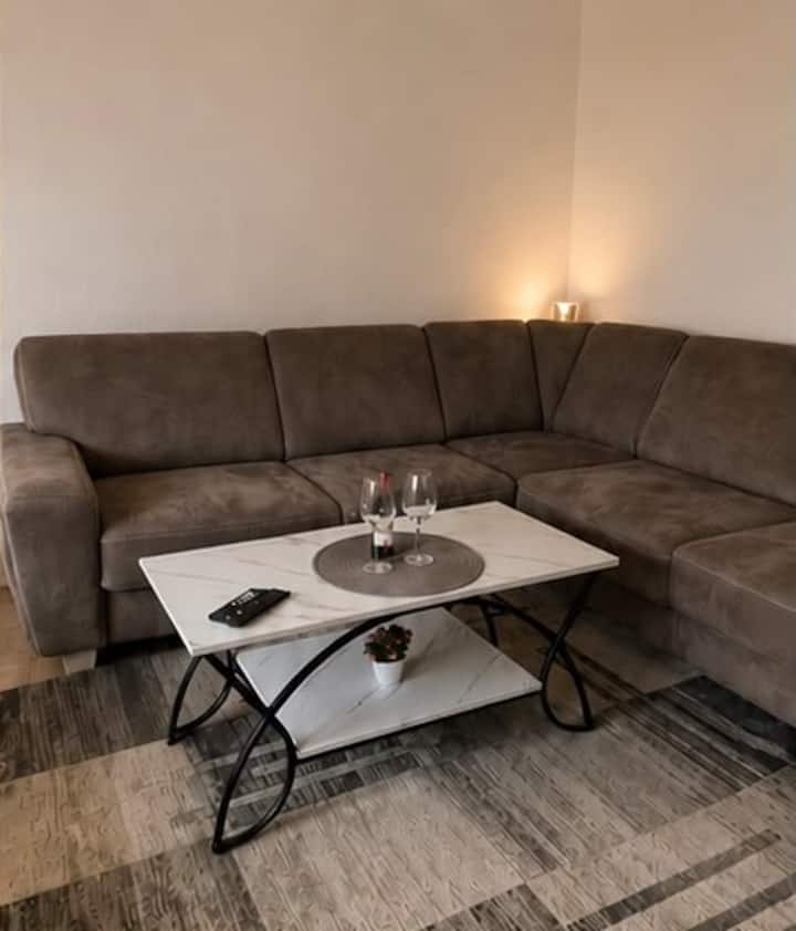 Dadi Apartment - Unkel
