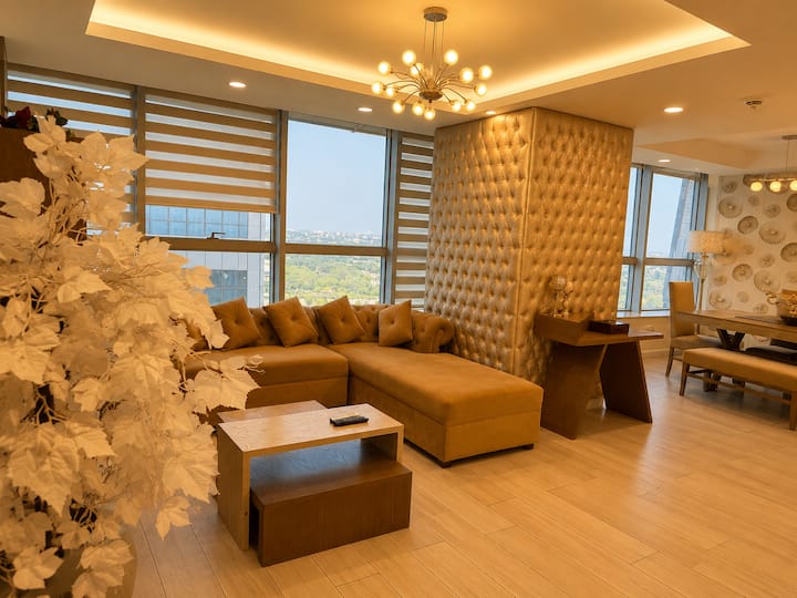 Centaurus 2 Bed Luxury Flat - Islamabad
