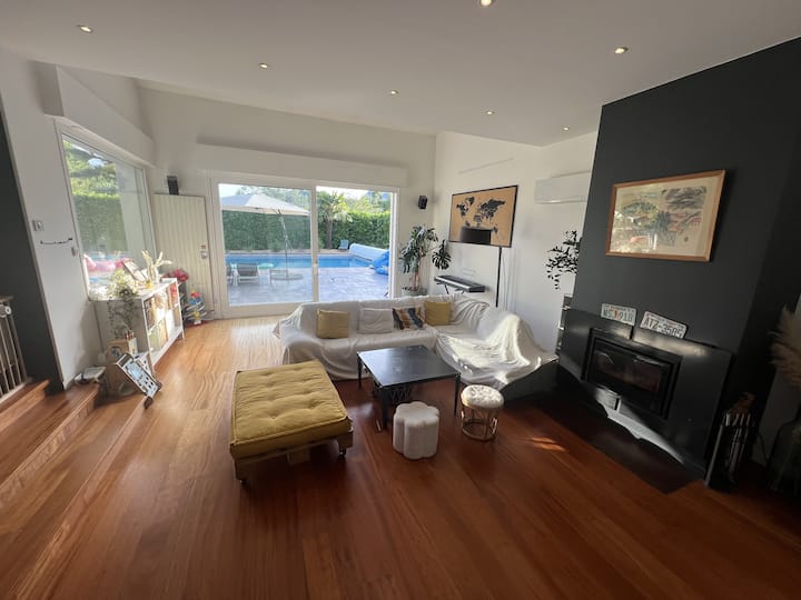 Maison Avec Piscine, Grand Jardin & Jeux D'enfants - França