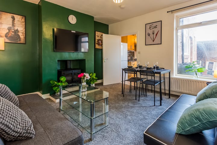 New 2 Bed House Near City With Free Parking - Newcastle upon Tyne